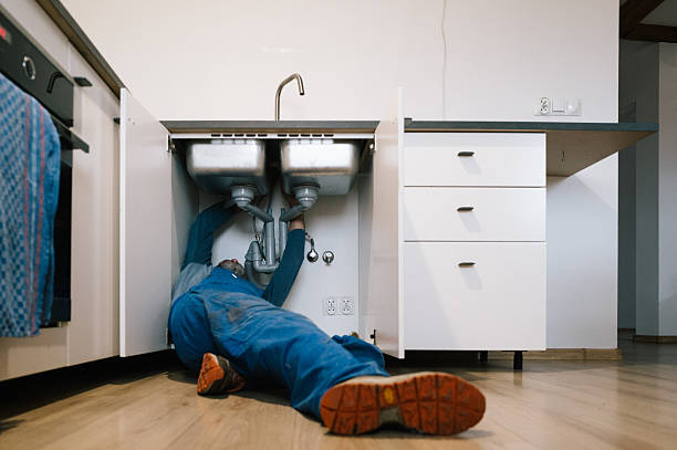 Professional Emergency Plumber technician working in Frederick, PA